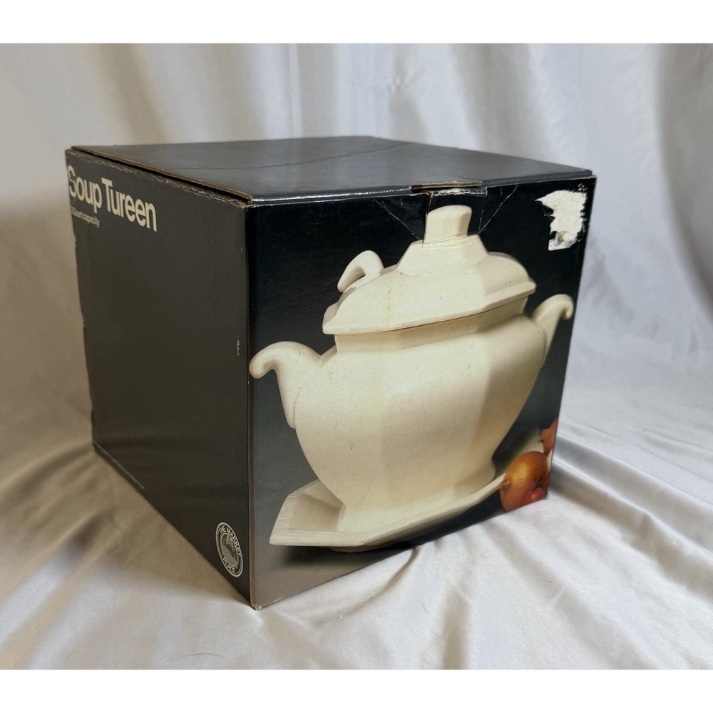 Vintage Market Place White Soup Tureen, 3 qt. Style # 100640